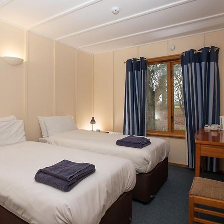 Trafford Hall Честер Екстер'єр фото
